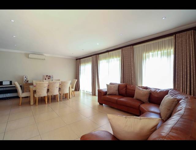 5 BEDROOM HOUSE FOR SALE IN PROTEA PARK
